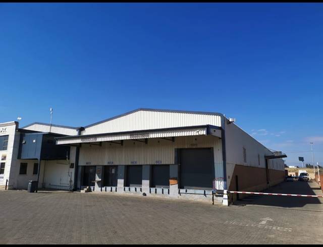 4,575M² WAREHOUSE FOR SALE IN DENVER